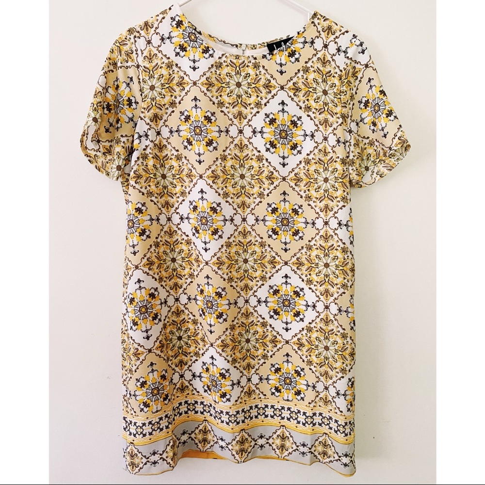 NWOT Dandy lion yellow pattern shift dress - Picture 2 of 7